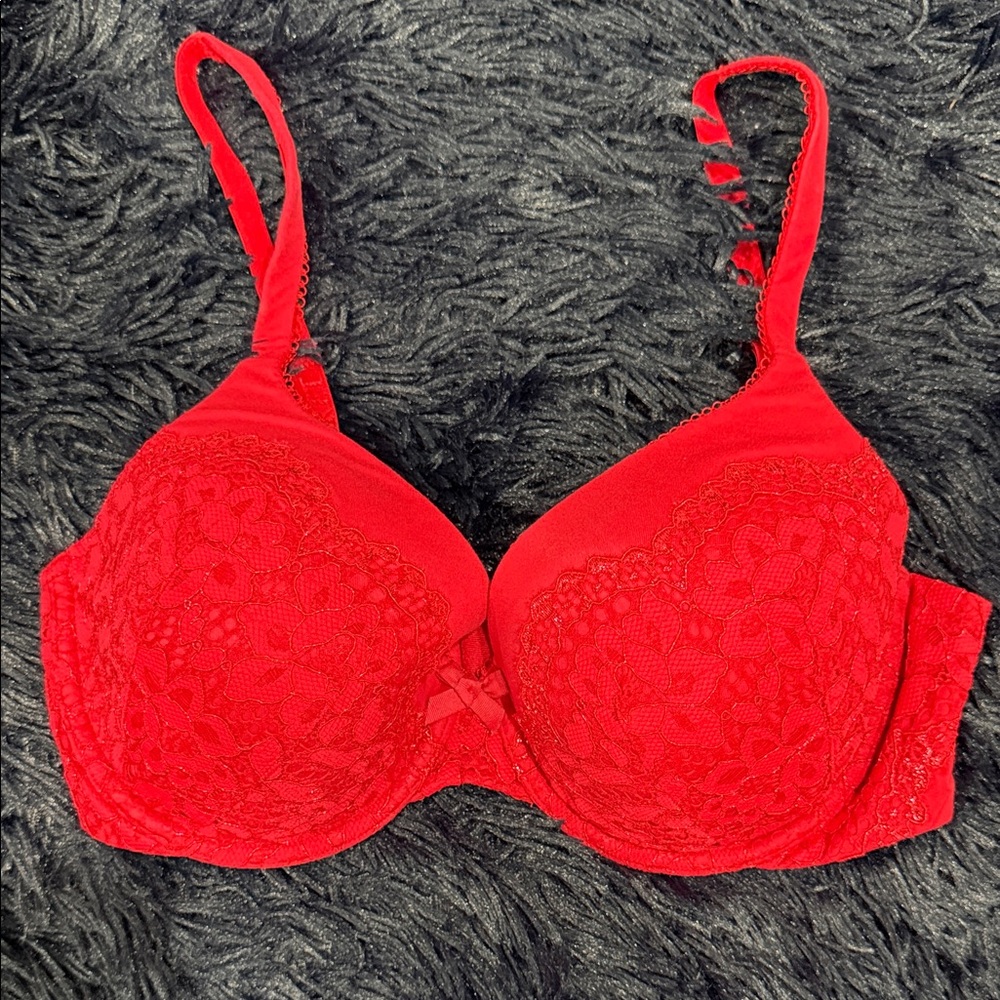 Victoria's Secret Vibrant Red Lace Bra